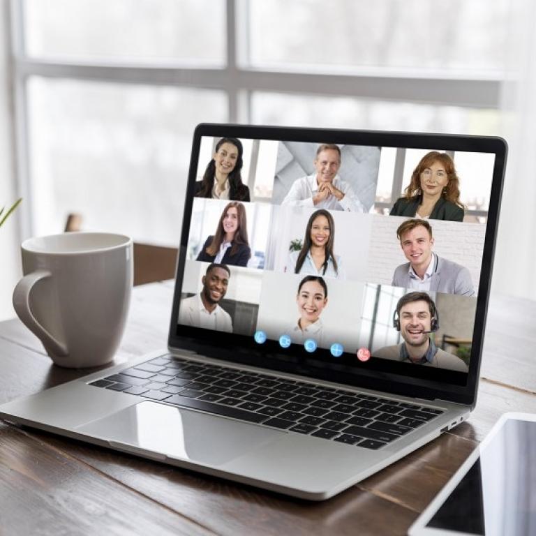 meeting via an unified communication tool